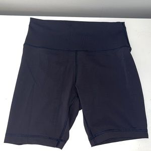 Lululemon Wunder Train Bike Shorts
